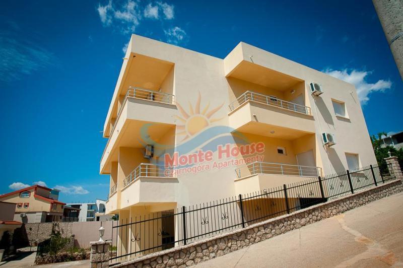 Apartmani Lux Sea อัตเจฮะห์ ภายนอก รูปภาพ